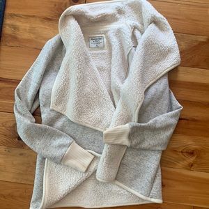 Abercrombie Sherpa lined cardigan